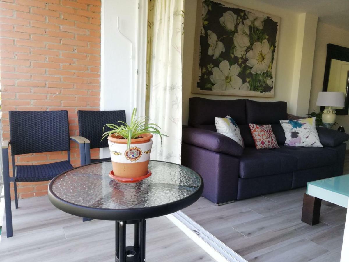 Apartamento Aurora Málaga Exterior foto